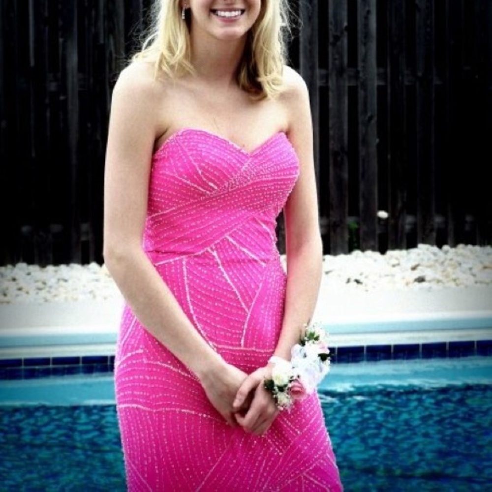 PROM DRESS